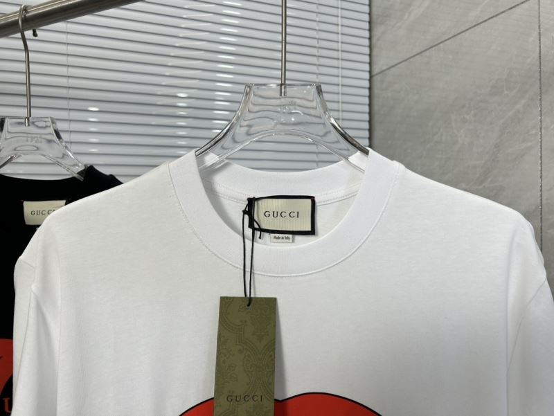 Gucci T-Shirts